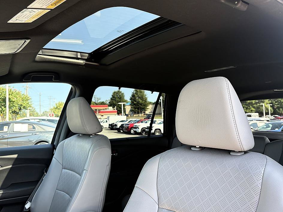 Used 2021 Gray Honda EX-L image 17
