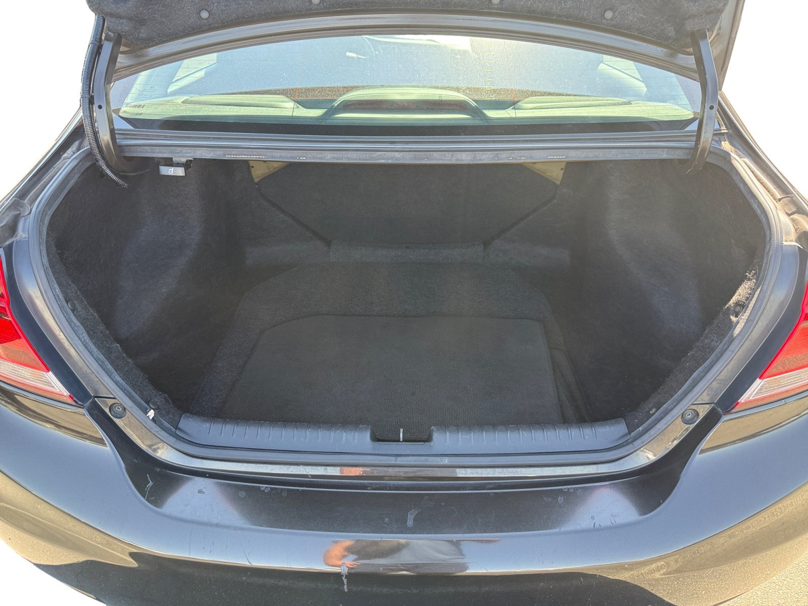 Used 2014 Crystal Black Pearl Honda LX image 17
