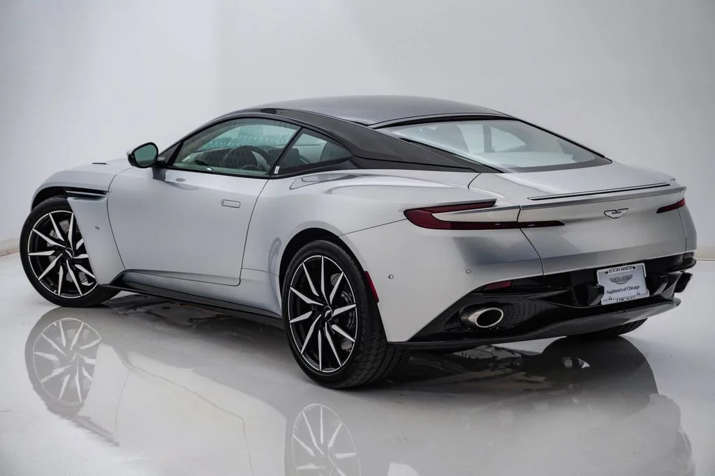 Used 2017 Lightning Silver Aston Martin Launch Edition image 10