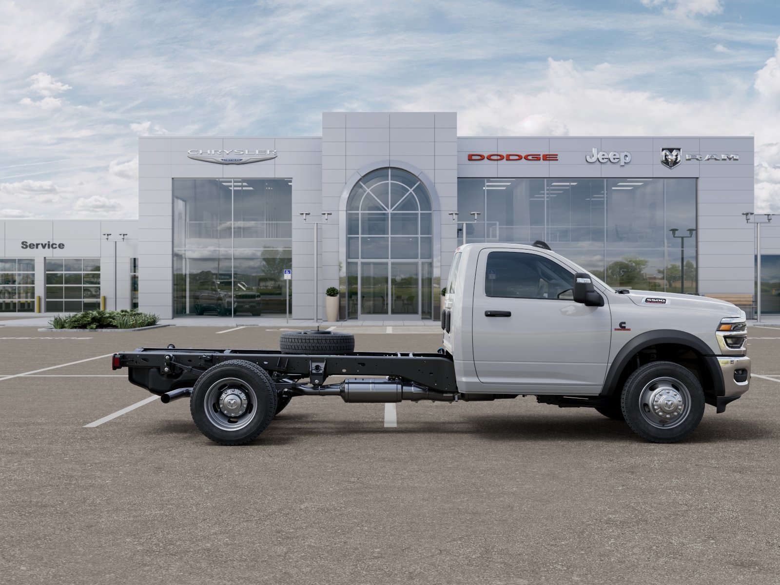New 2026 Bright White Clear-Coat Exterior Paint RAM Tradesman image 47