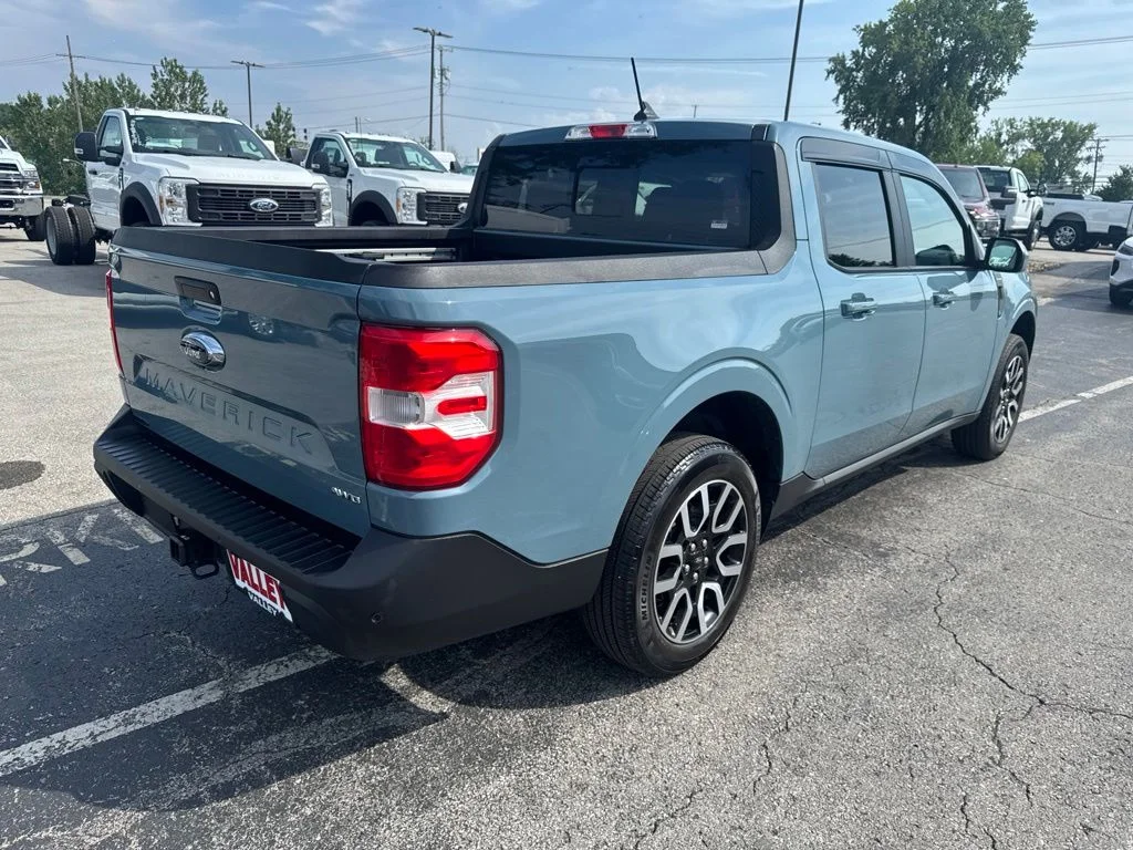 Used 2022 Area 51 Ford Lariat image 3