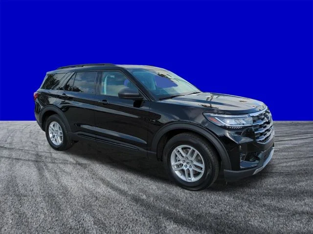 New 2026 Agate Black Metallic Ford Active image 2