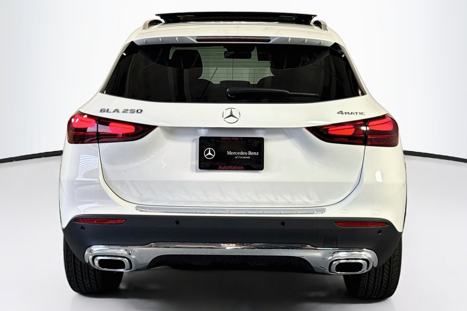 New 2026 Polar White Mercedes-Benz GLA 250 image 6