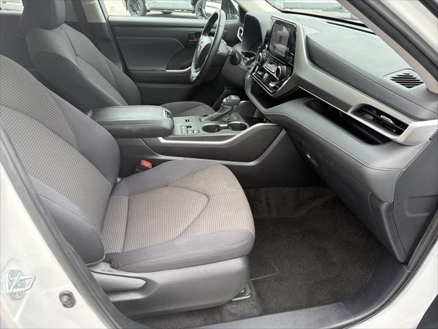 Certified Used 2024 WIND CHILL PEARL Toyota LE image 23