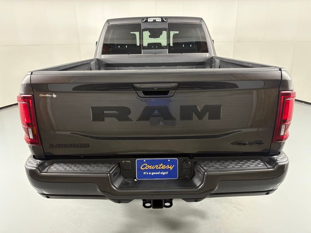 New 2026 Granite Crystal Metallic Clear-Coat Exterior Paint RAM Laramie image 7