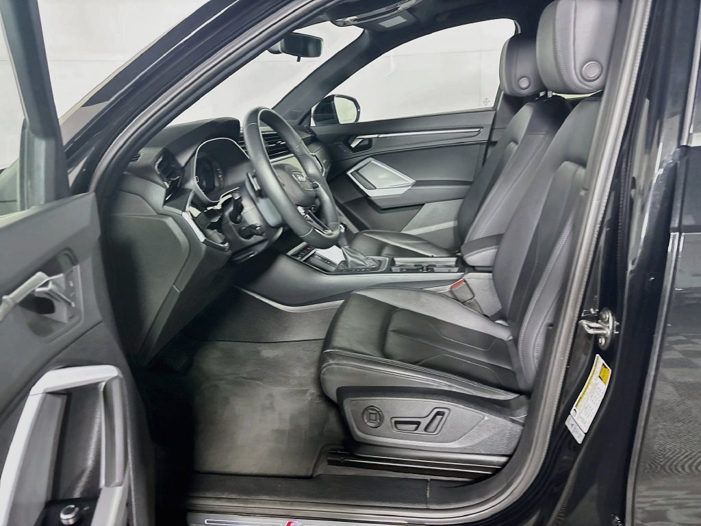 Used 2025 Mythos Black Metallic Audi Premium image 11