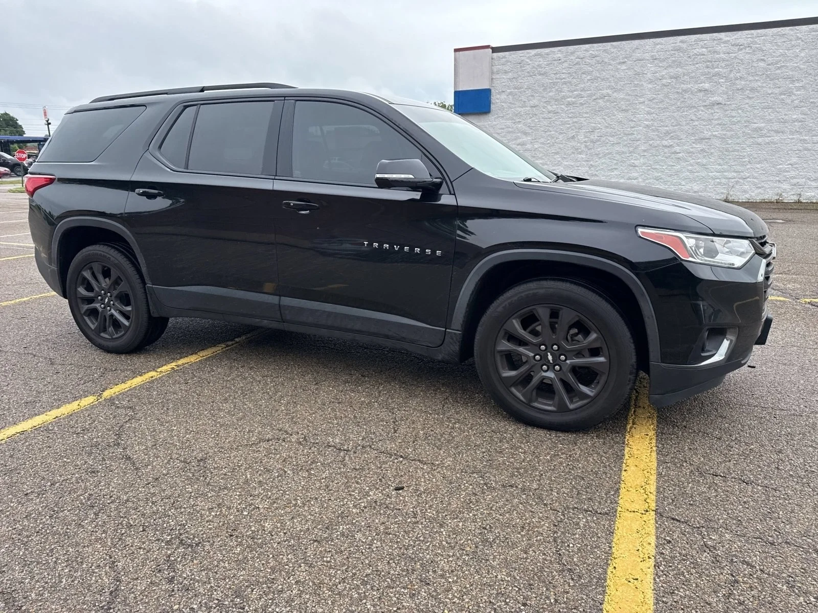 Used 2020 Mosaic Black Metallic Chevrolet RS image 17