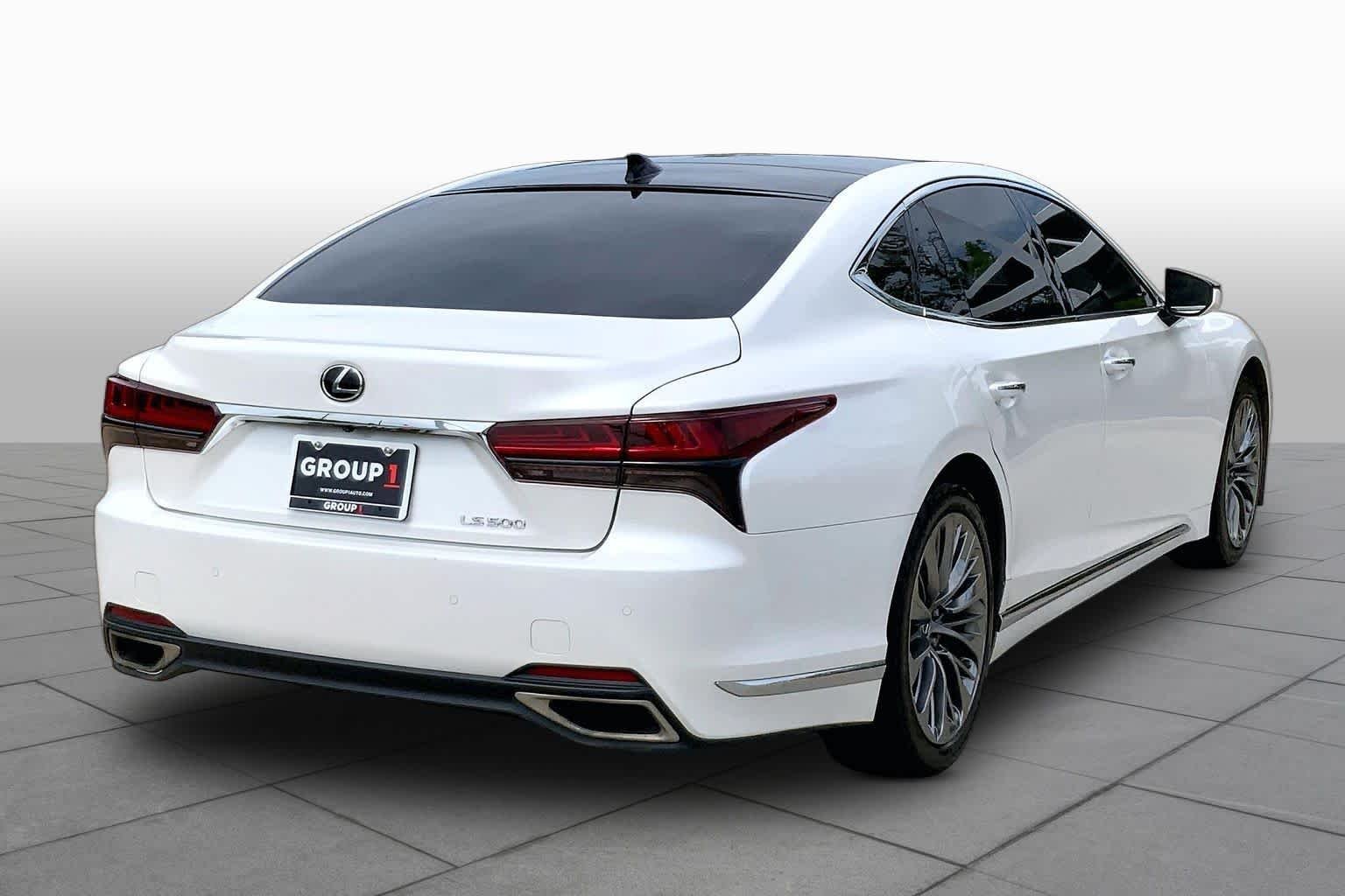 Used 2022 Eminent White Pearl Lexus  image 13