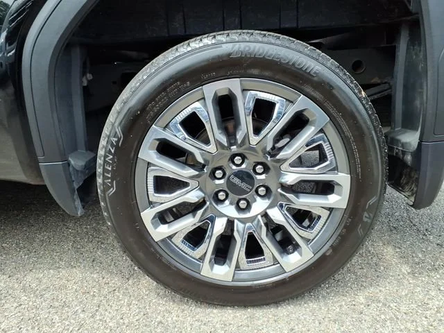Certified Used 2024 Onyx Black GMC Denali Ultimate image 8