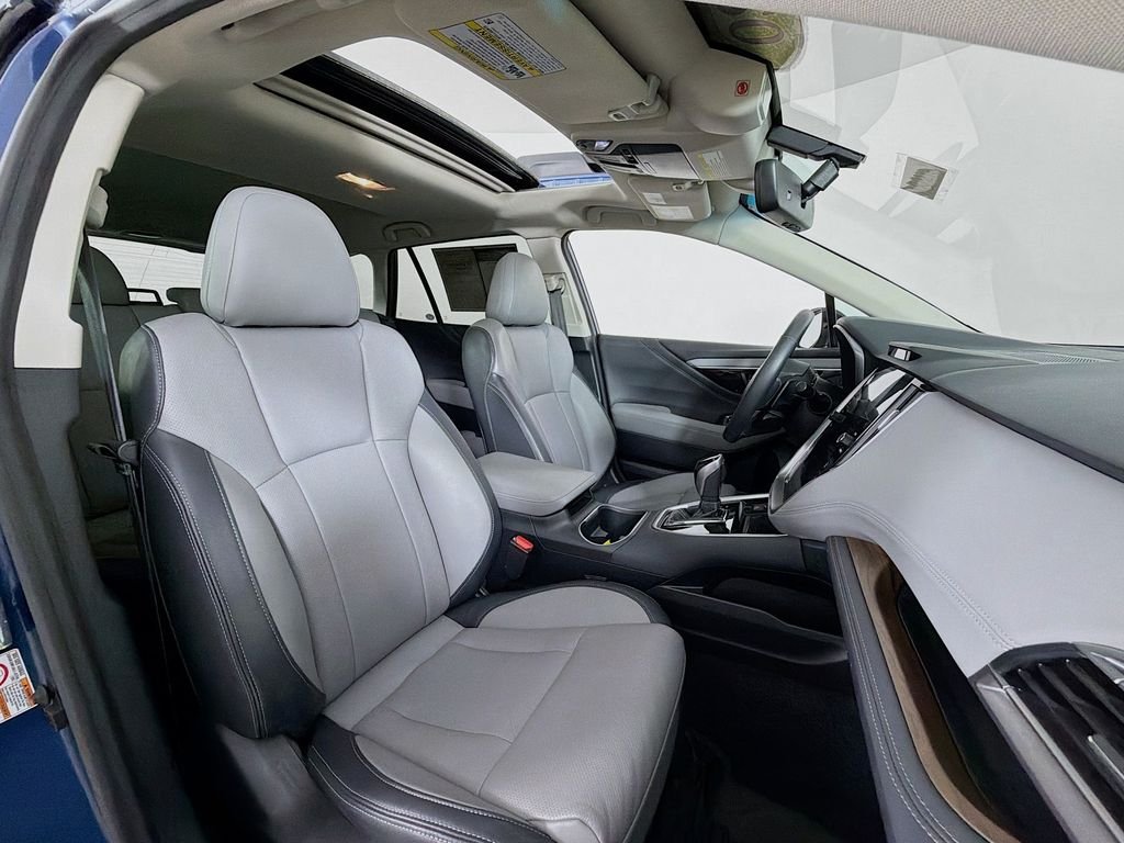 Used 2020 Abyss Blue Pearl Subaru Limited image 30