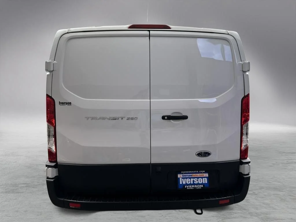 Used 2024 Oxford White Ford 250 image 10