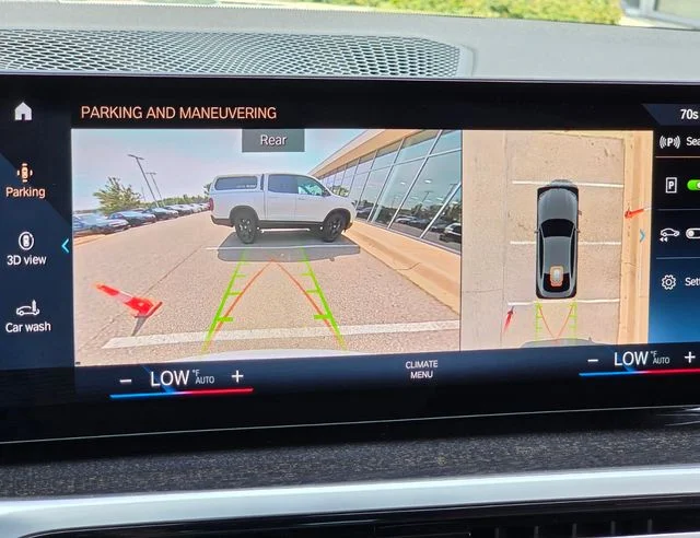 Used 2023 Gray BMW eDrive40 image 32