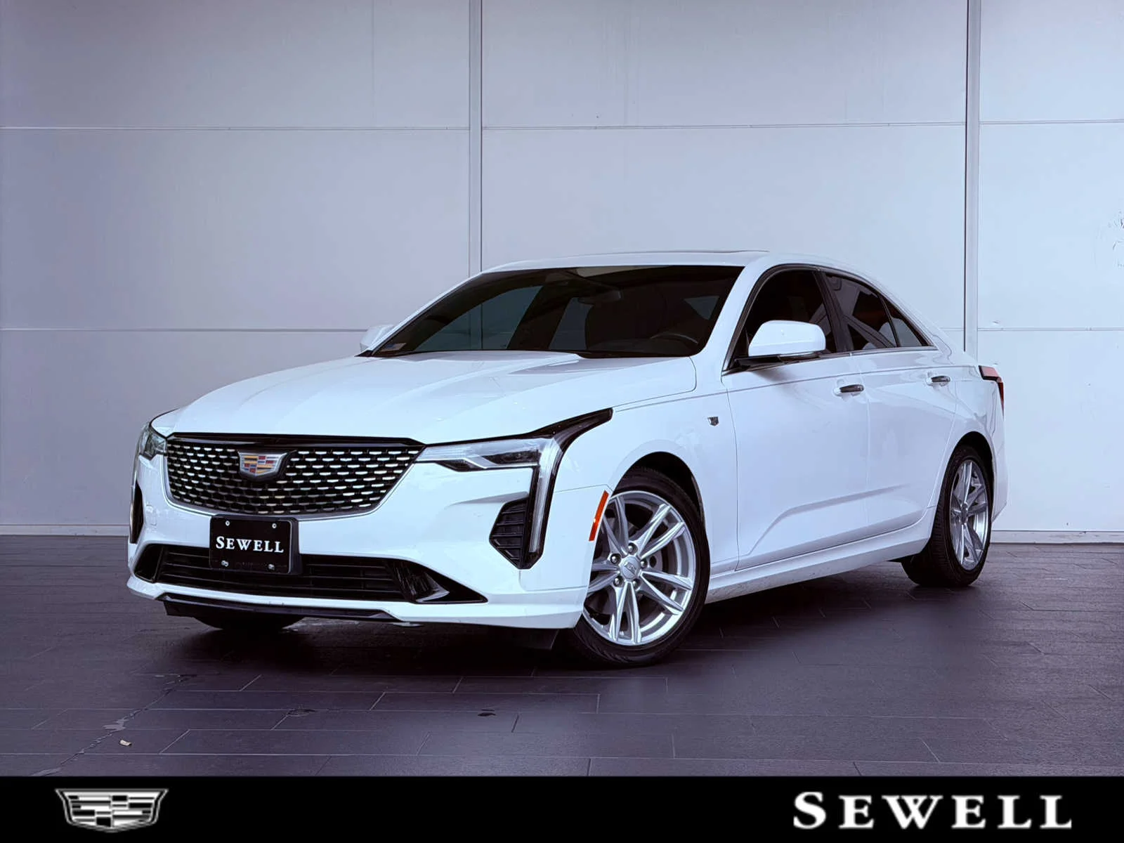 2024 Cadillac CT4 Luxury's photo