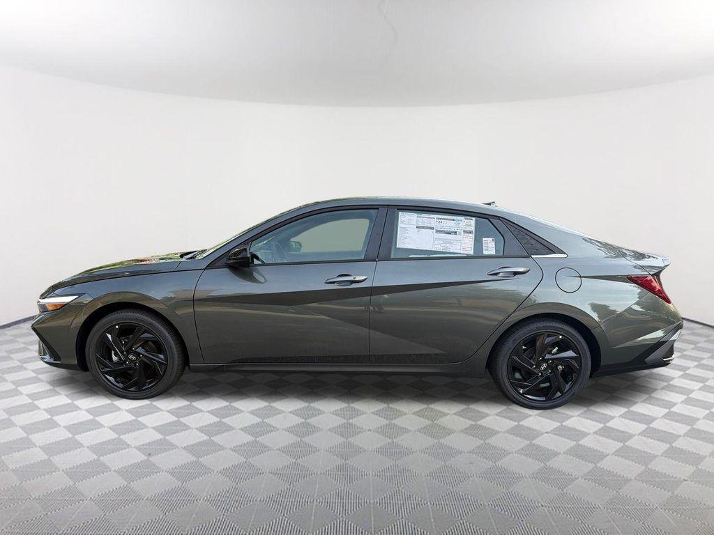 New 2026 Gray Hyundai SEL Sport Premium image 8