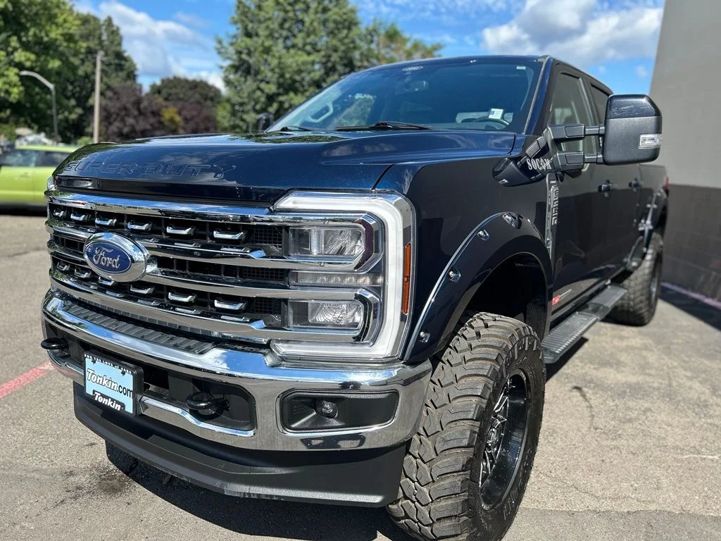 Used 2024 Blue Ford Lariat image 9