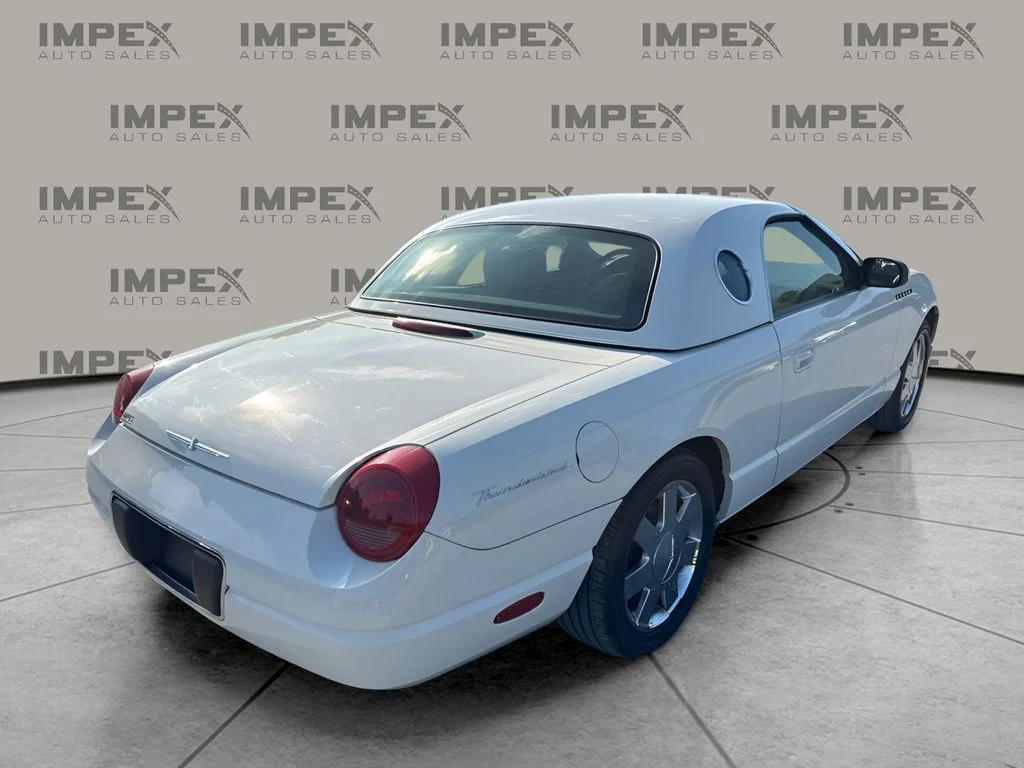 Used 2002 White Ford Base image 5