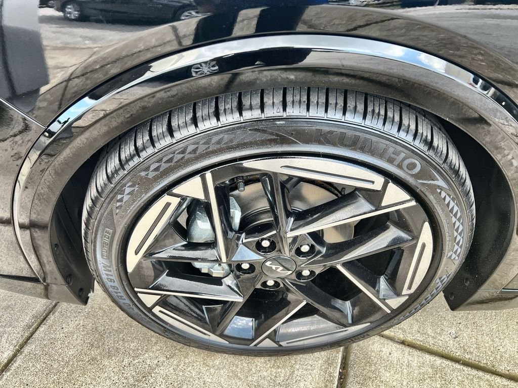 New 2026 Black Kia GT-Line image 10