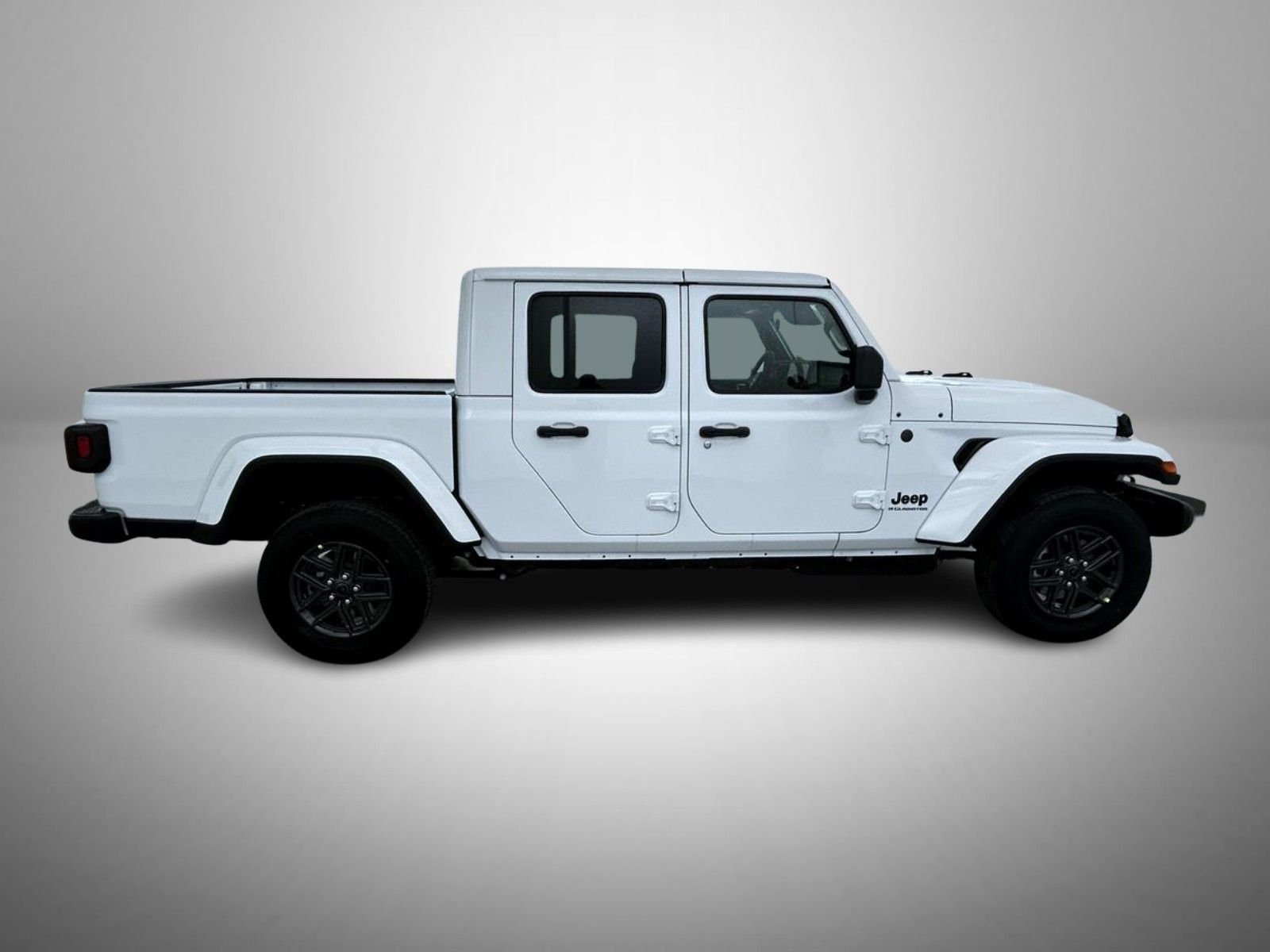 New 2026 Bright White Clear-Coat Exterior Paint Jeep Sport S image 4