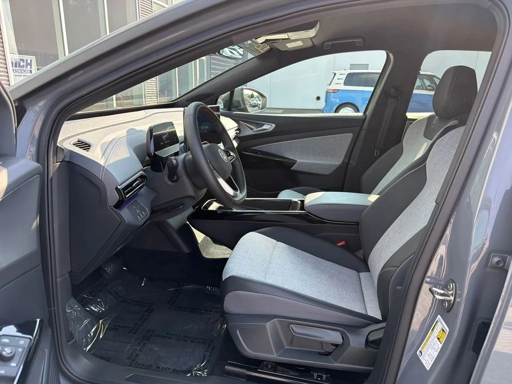 Certified Used 2025 Gray Volkswagen Pro image 11