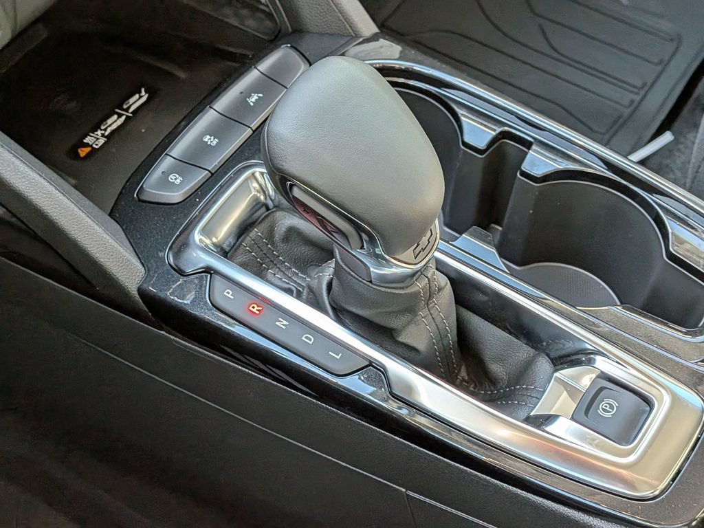 New 2026 Mosaic Black Metallic Chevrolet LT image 21