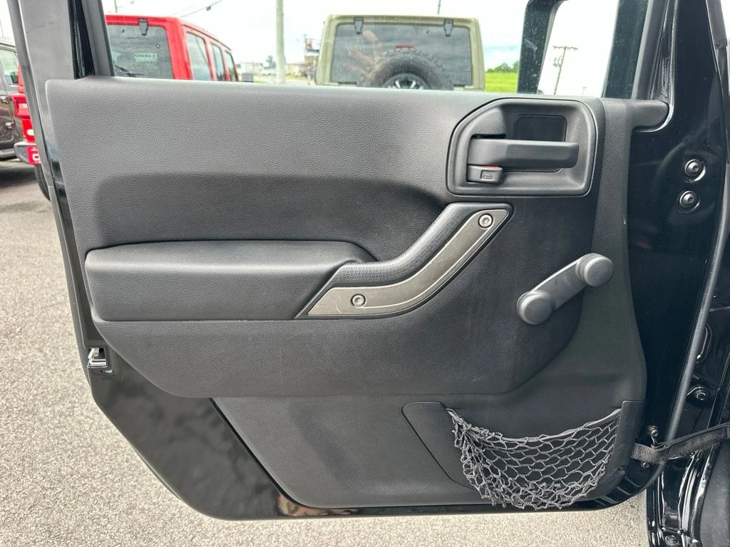 Used 2015 Black Jeep Sport image 21