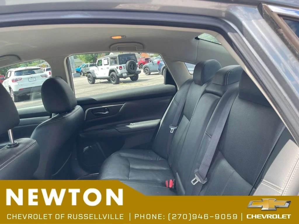 Used 2018 Gun Metallic Nissan 2.5 SL image 10