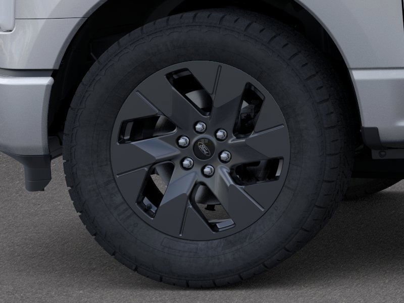 2025 Ford F-150 Lightning Flash - Photo 19