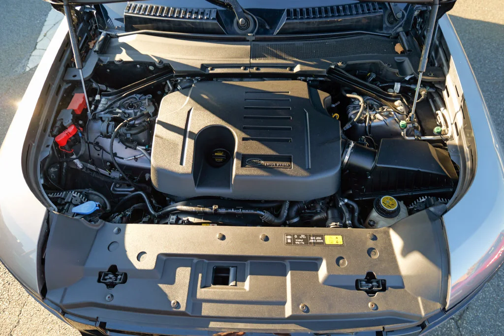 Used 2023 Gray Land Rover X image 56
