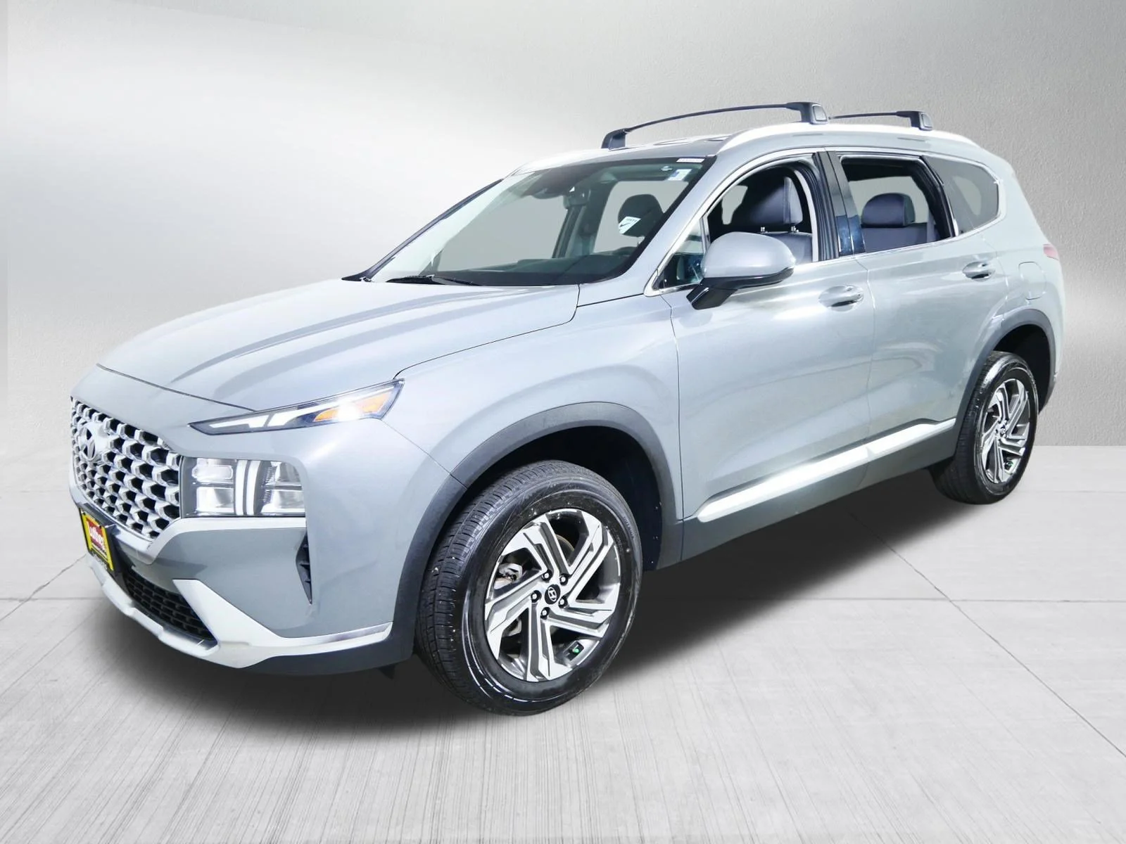 Used 2022 Hampton Gray Hyundai SEL image 3