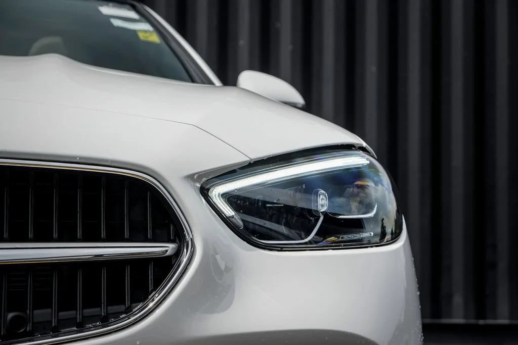 New 2026 Polar White Mercedes-Benz C 300 image 39