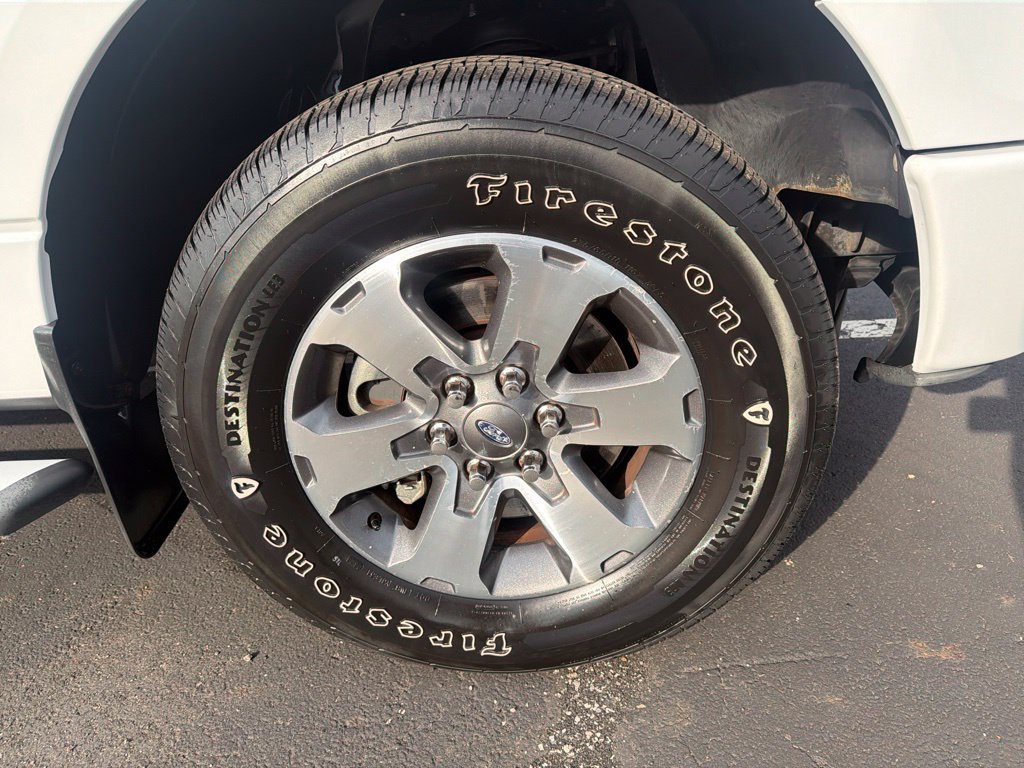 Used 2012 White Ford XLT image 11
