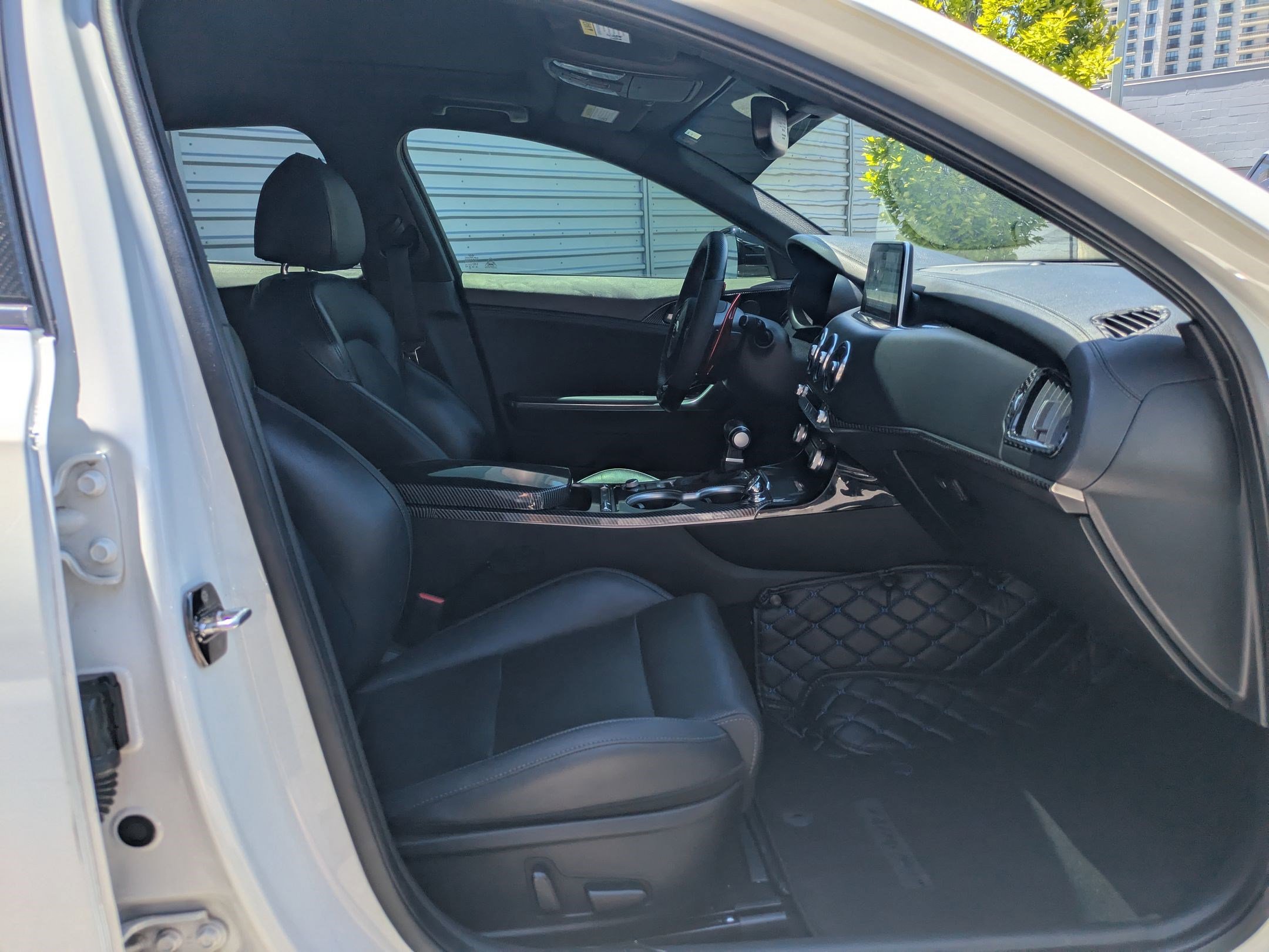 Used 2020 Snow White Pearl Kia GT1 image 28