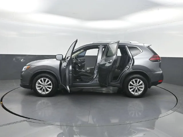 Used 2020 Gray Nissan SV image 38
