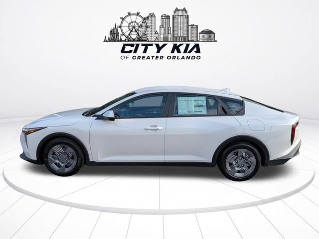 New 2026 Snow White Pearl Kia LX image 3