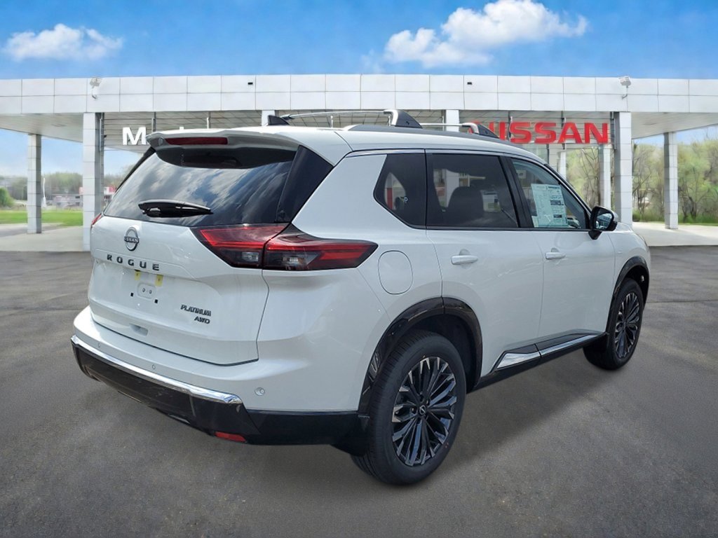 New 2026 Everest White Pearl TriCoat Nissan Platinum image 5