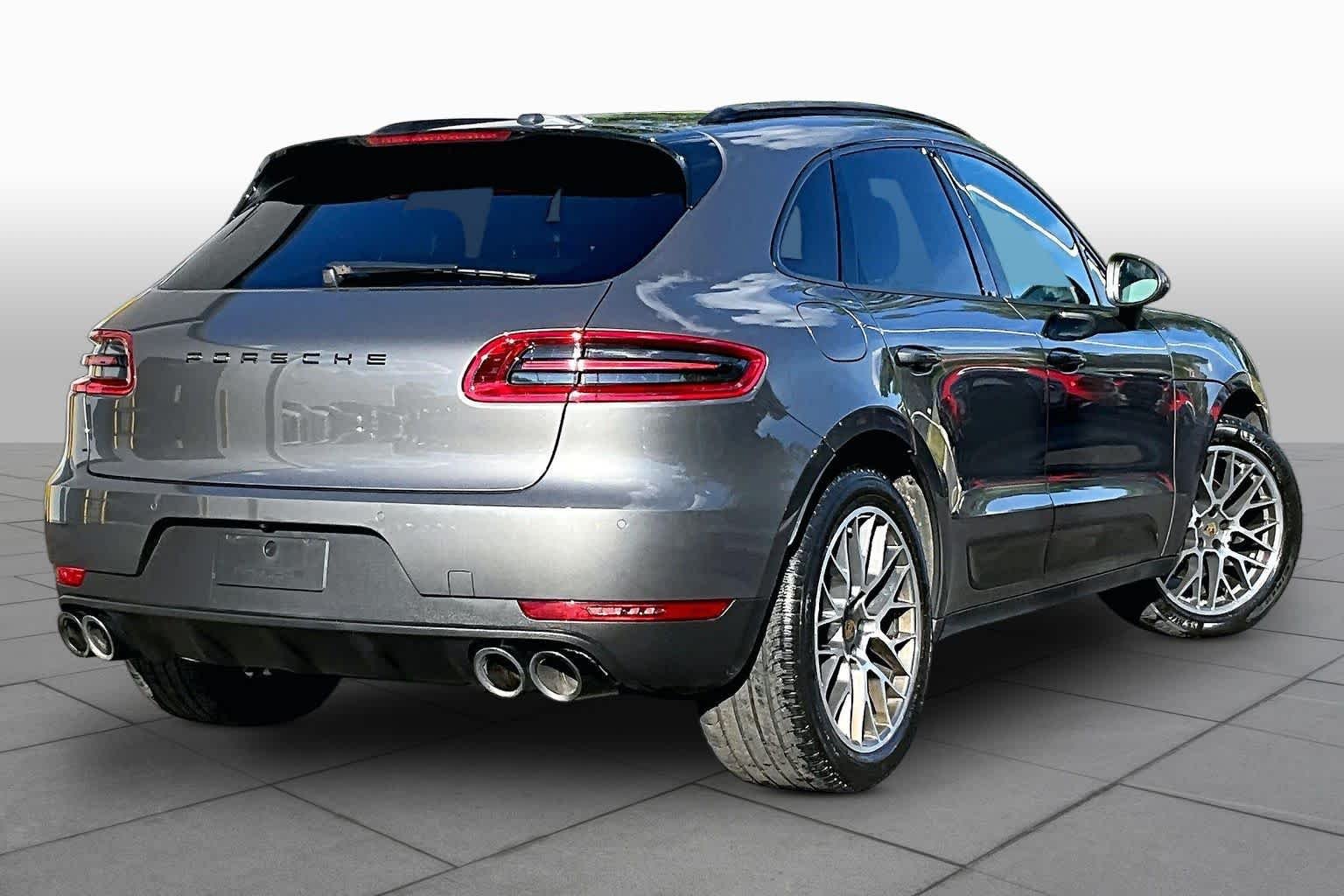 Used 2018 Agate Grey Metallic Porsche Sport Edition image 13
