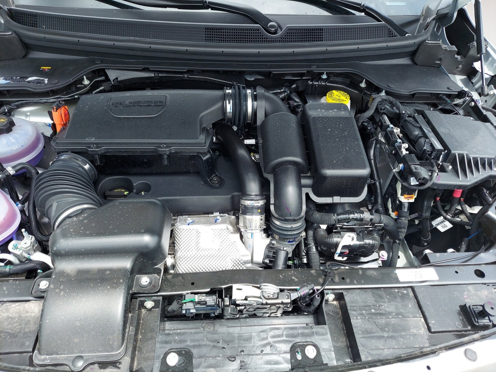 New 2026 Silver Zynith Clearcoat Jeep Laredo image 29