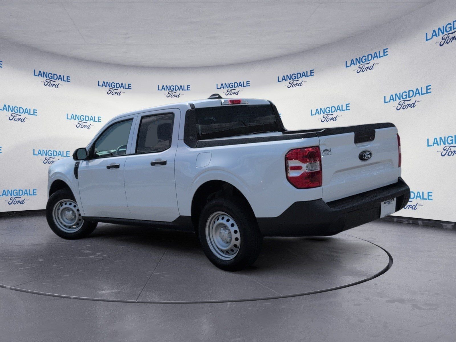 New 2026 Oxford White Ford XL image 9