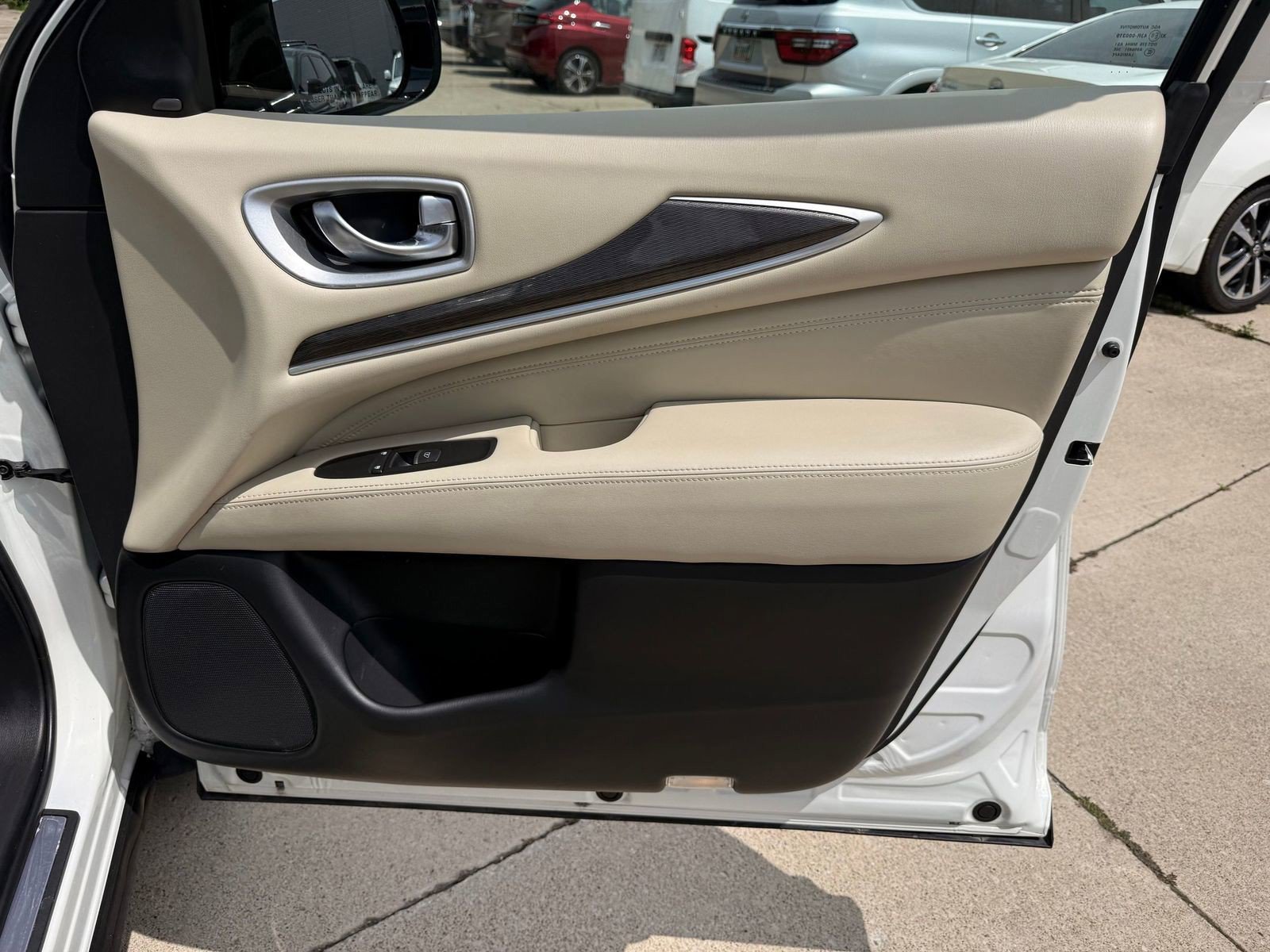 Used 2019 Majestic INFINITI PURE image 36
