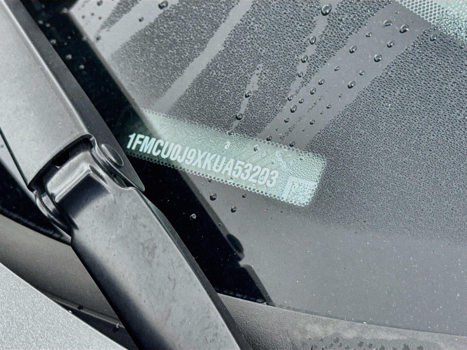 Used 2019 Magnetic Ford Titanium image 32