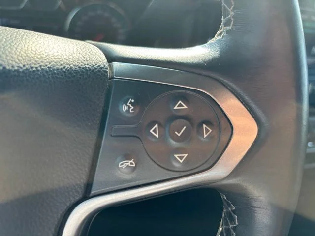 Used 2015 Deep Ocean Blue Chevrolet LT image 14