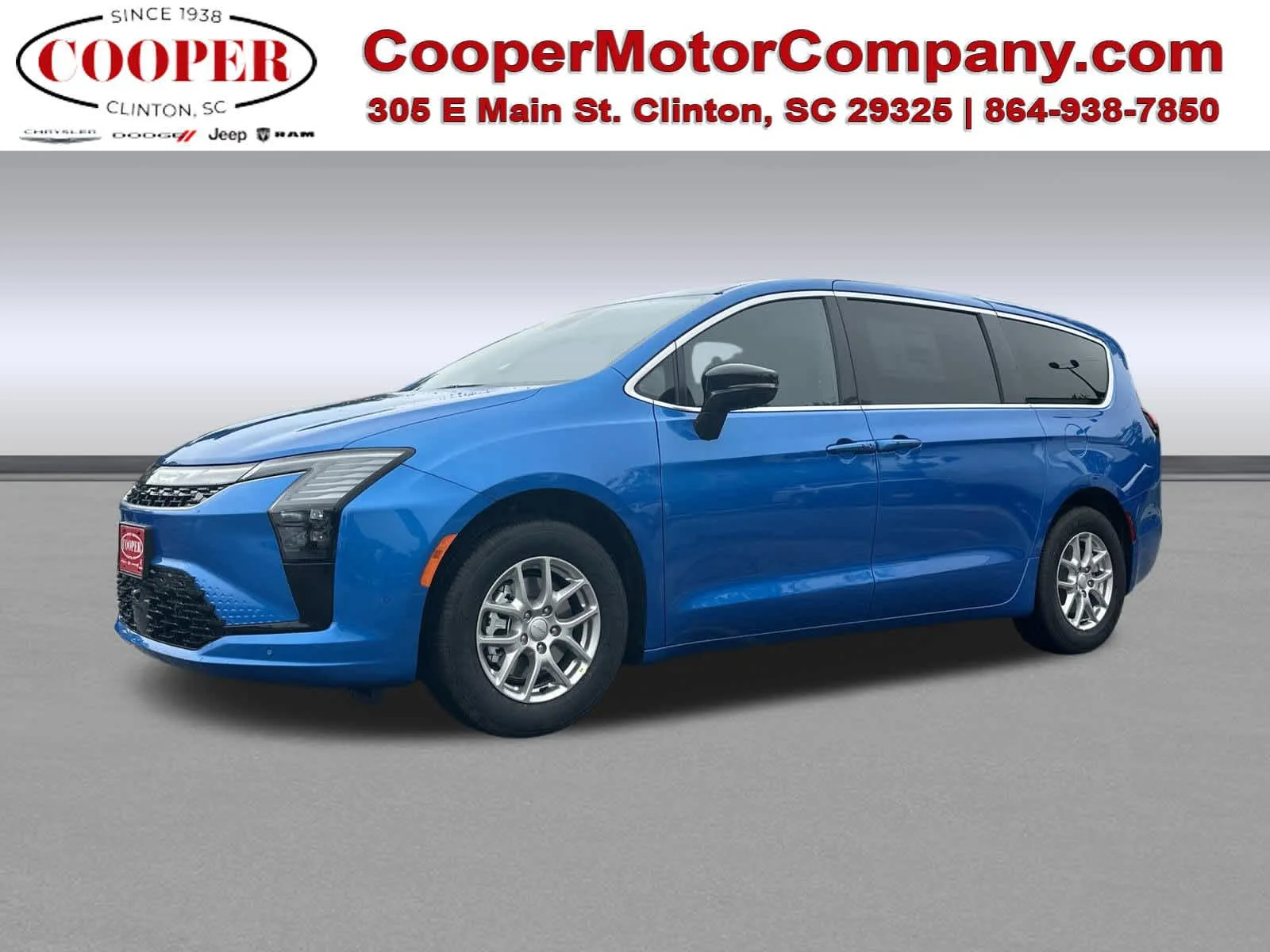 2027 Chrysler Pacifica Select's photo