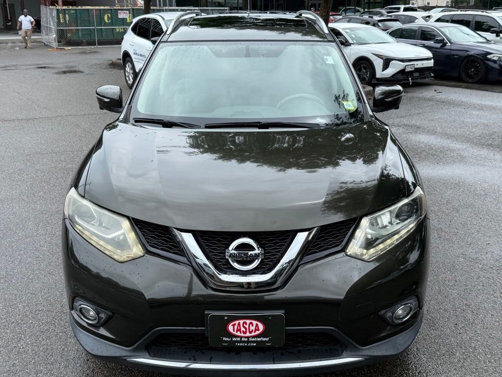 Used 2015 Black Nissan SL image 2