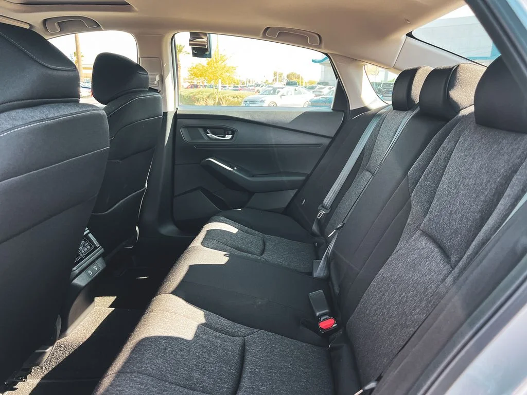 New 2026 Solar Silver Metallic Honda SE image 22
