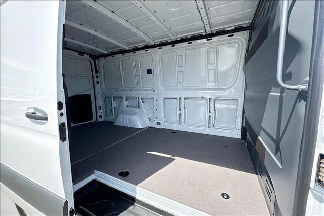 New 2026 Arctic White Mercedes-Benz  image 48