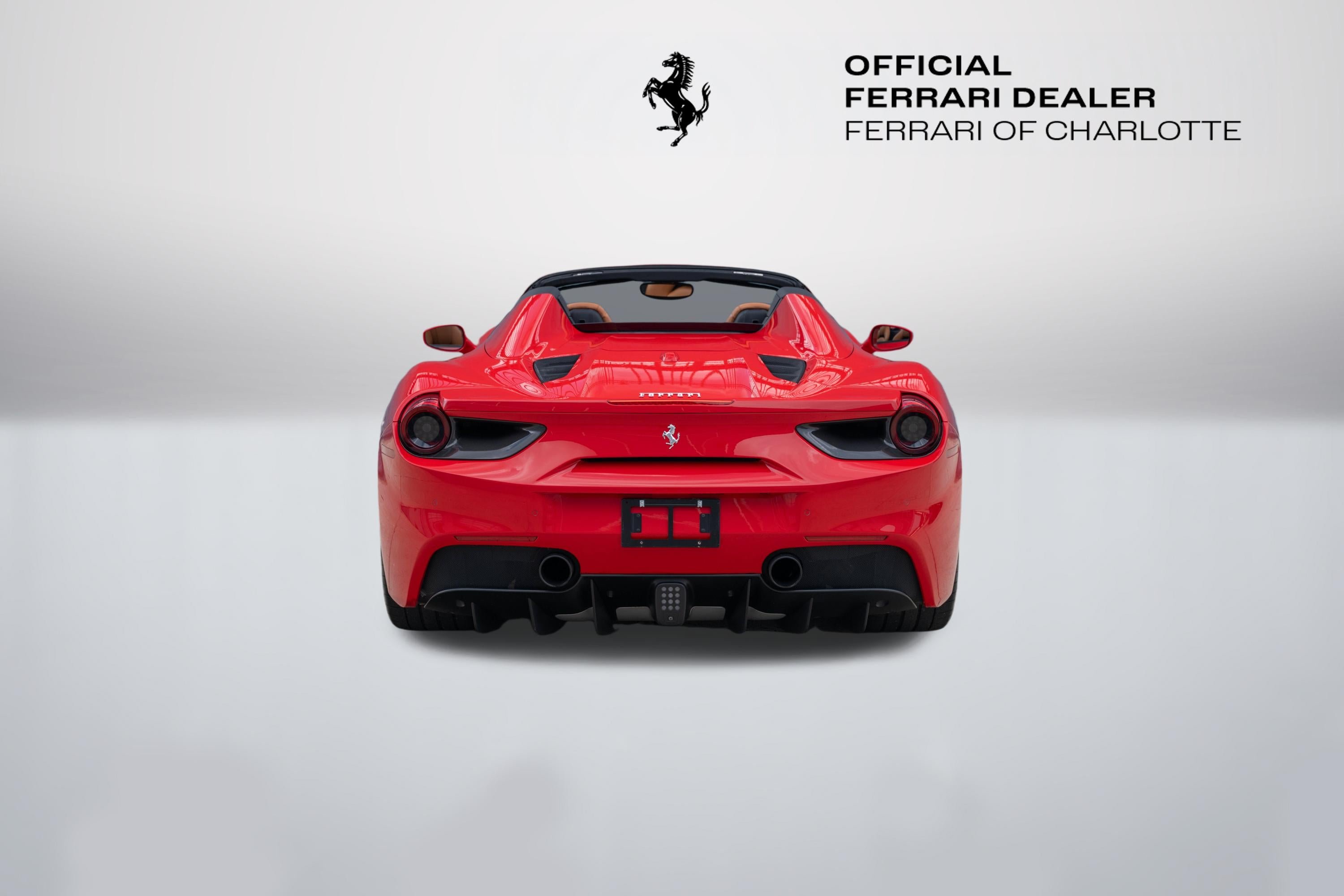 Used 2018 Rosso Corsa Ferrari  image 9