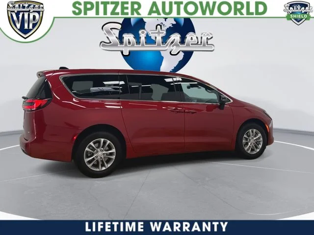 New 2027 Red Hot Pearl-Coat Exterior Paint Chrysler Select image 10