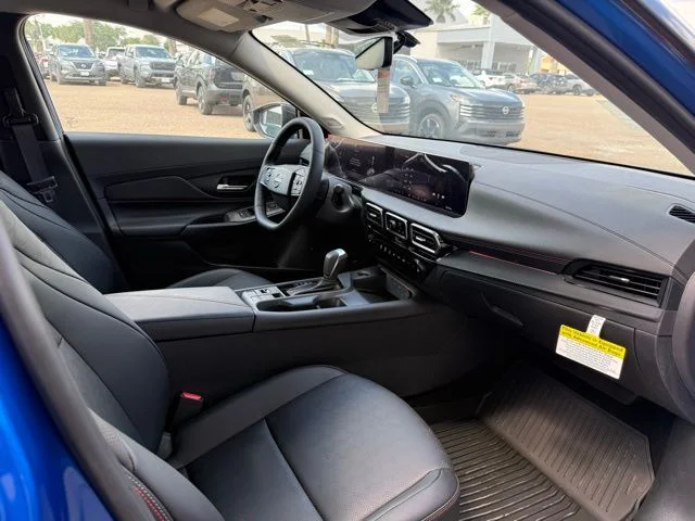 New 2026 Bluestone Pearl / Super Black Two-tone Nissan SR image 23