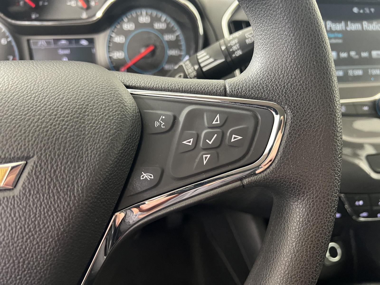 Used 2018 Graphite Metallic Chevrolet LT image 11