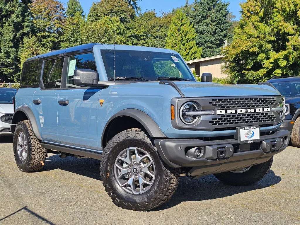 2025 Ford Bronco Badlands 4x4's photo